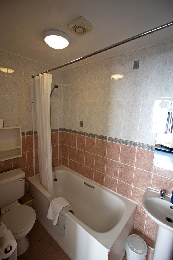 Evans Hotel Лландидно Экстерьер фото