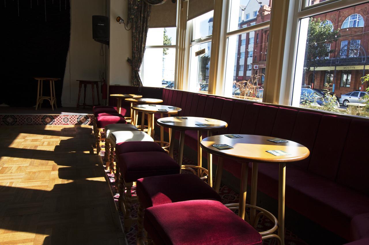 Evans Hotel Лландидно Экстерьер фото