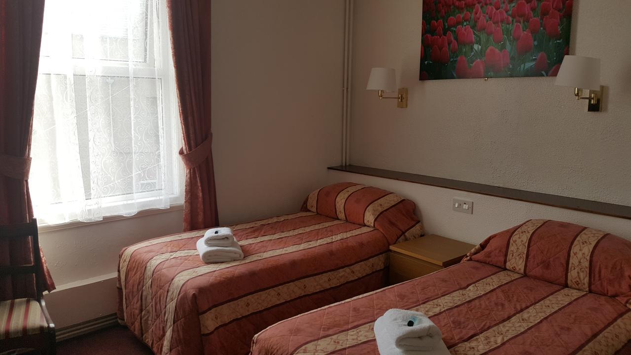 Evans Hotel Лландидно Экстерьер фото