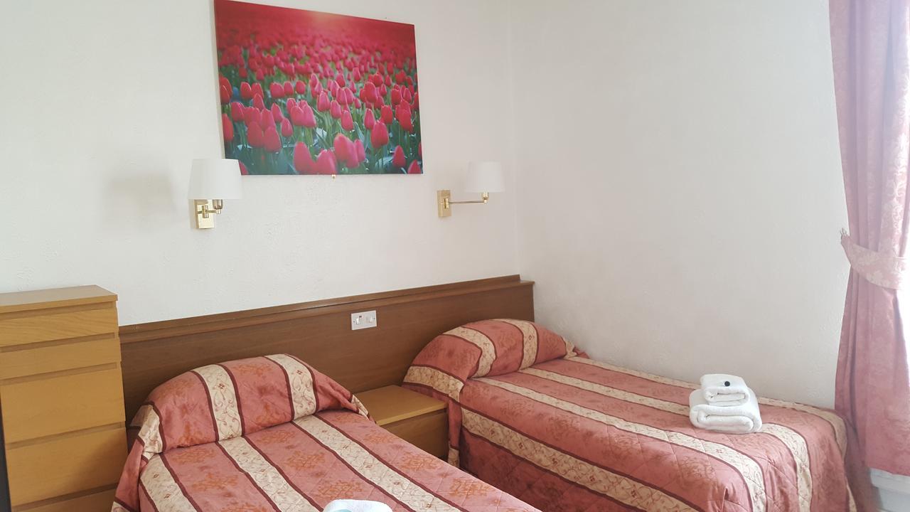 Evans Hotel Лландидно Экстерьер фото