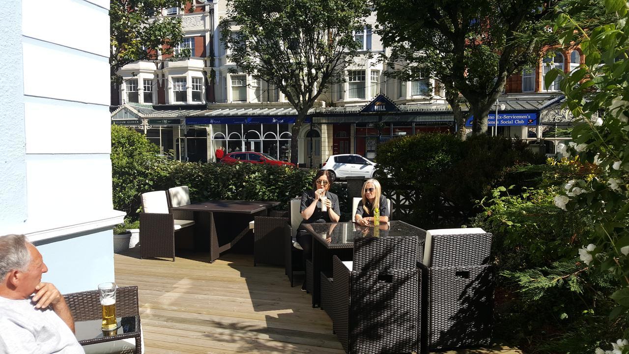Evans Hotel Лландидно Экстерьер фото